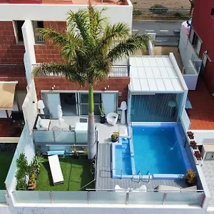 https://palmeras-home.in-canary-islands.com
